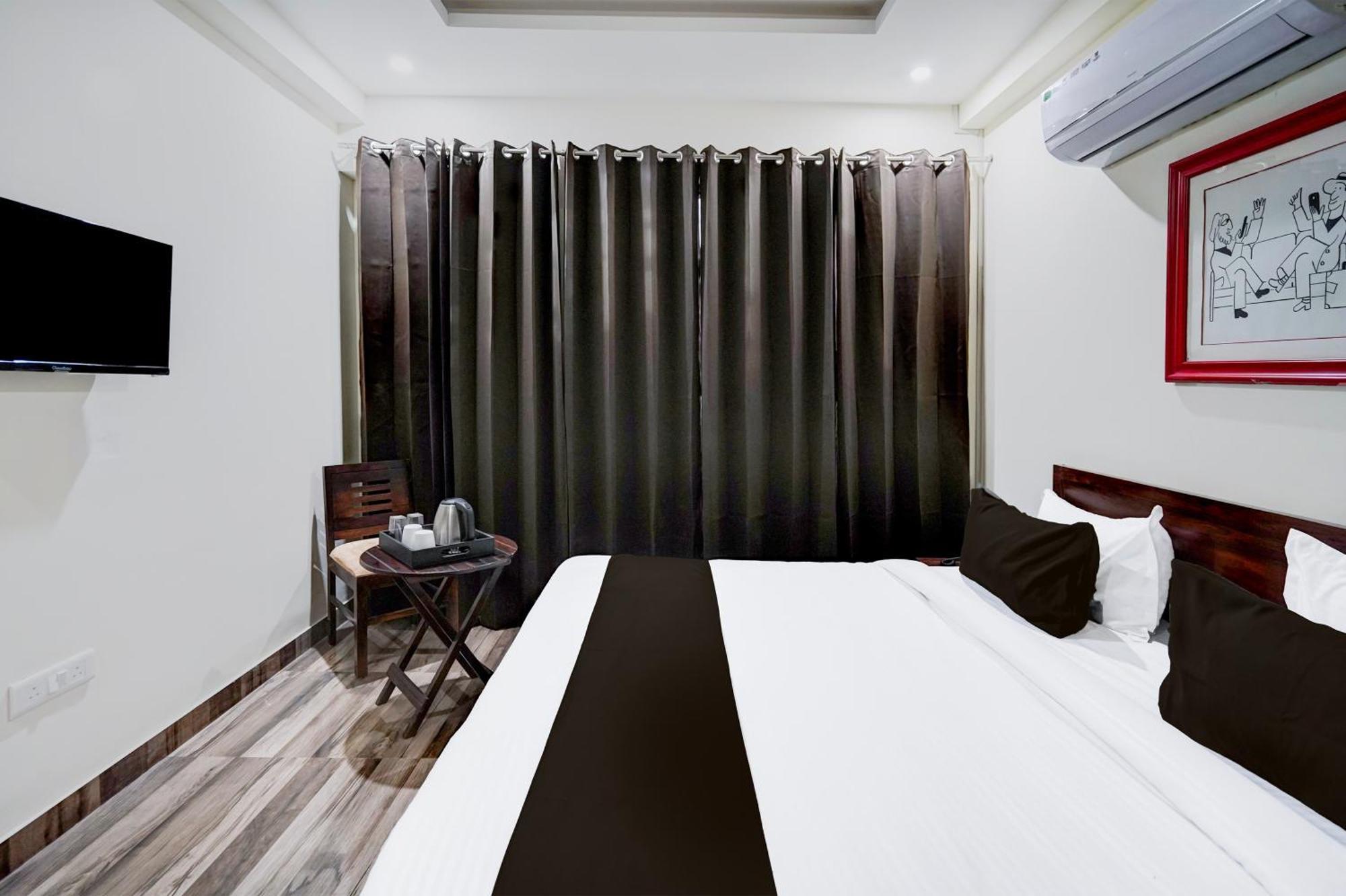 Townhouse Delight Inn Gurgaon Exterior foto